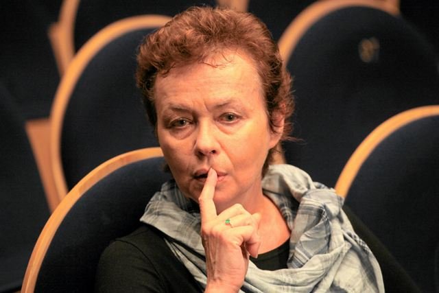 Joanna Szczepkowska wyznała, że gdy była dzieckiem, pewien ksiądz zadawał jej nieprzyzwoite pytania