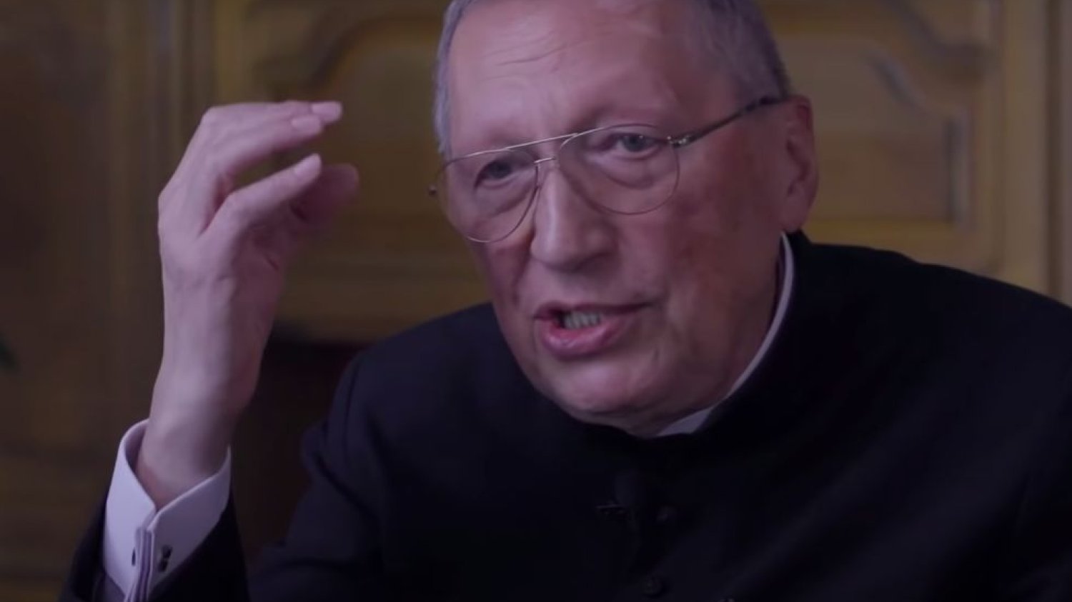Ks. Roman Kneblewski podsumował Strajk Kobiet