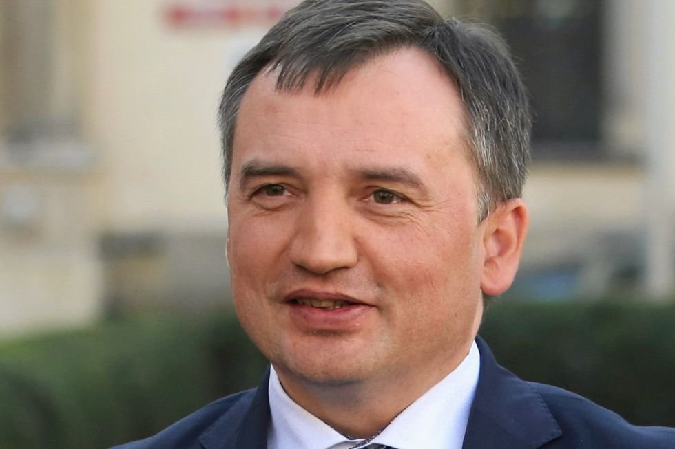 Zbigniew Ziobro jest tajną bronią opozycji na którą trzeba chuchać i dmuchać, żeby dotrwał do końca kadencji.