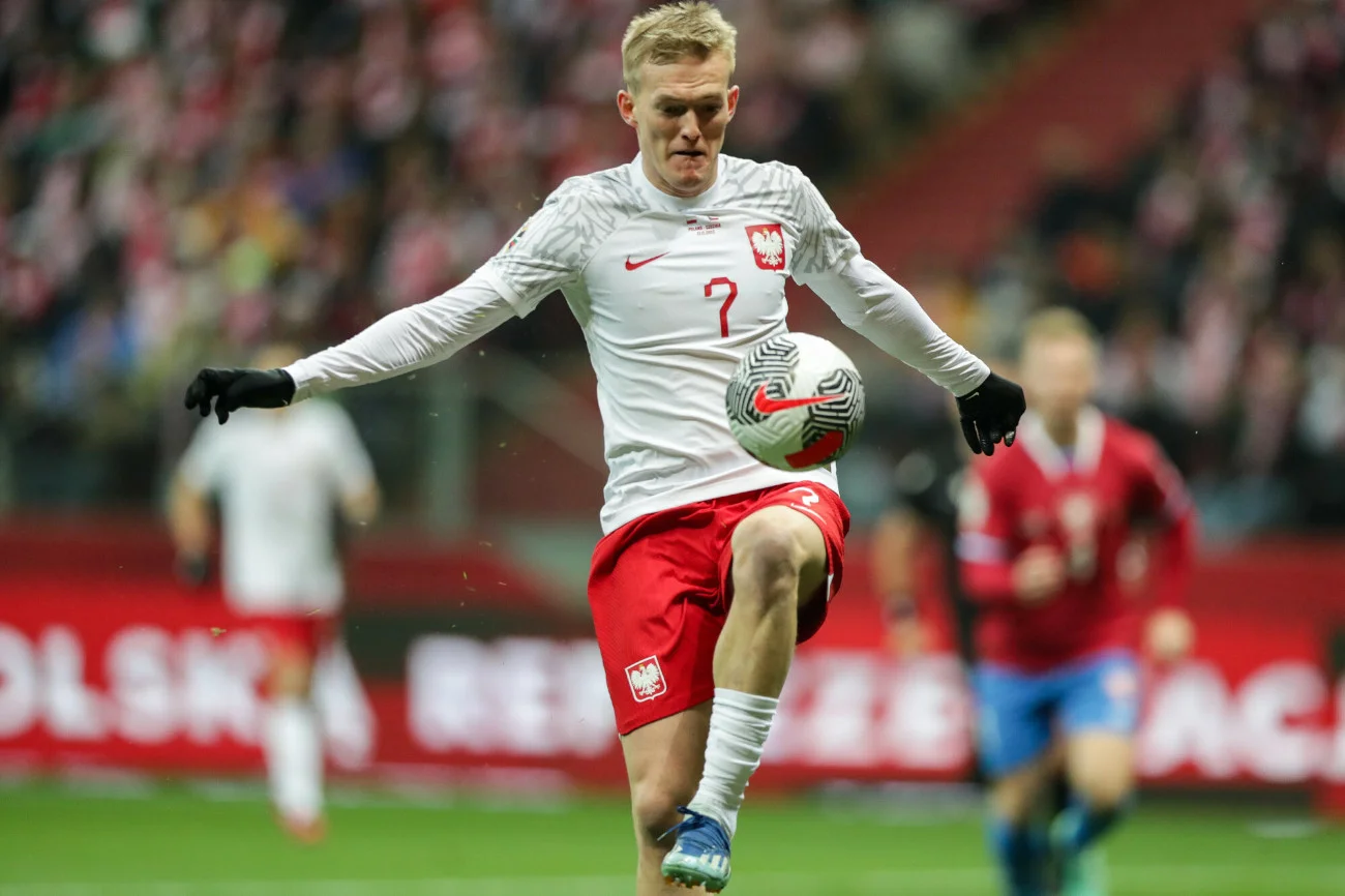 Karol Świderski trafił do szpitala. Wiadomo, co się stało w przerwie meczu