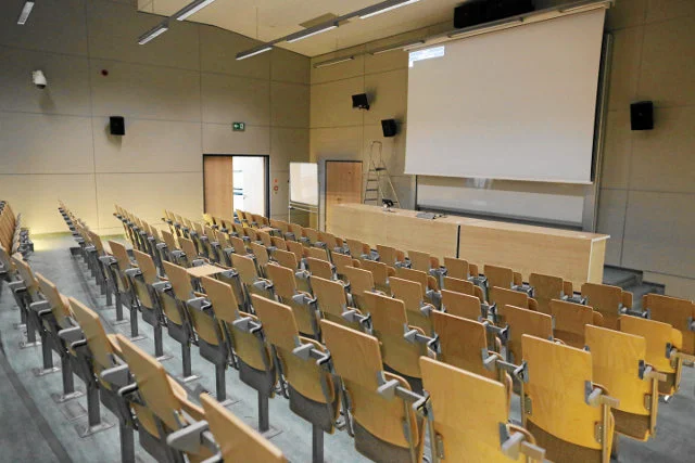 Sala wykładowa w kampusie Ochota