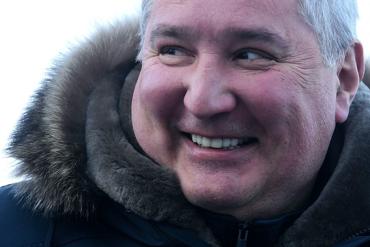 Dmitrij Rogozin, zaufany współpracownik dyktatora Rosji Władimira Putina, został ranny podczas wojny w Ukrainie. Dmitrij Rogozin, zaufany współpracownik dyktatora Rosji Władimira Putina, został ranny podczas wojny w Ukrainie.