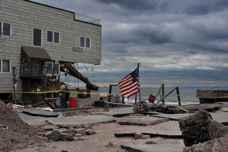 Zdaniem pastora Swansona huragan Sandy spustoszył najbardziej prohomoseksualne i proaborcyjne miasto. Na zdjęciu: Nowy Jork, Brooklyn po przejściu huraganu Sandy.