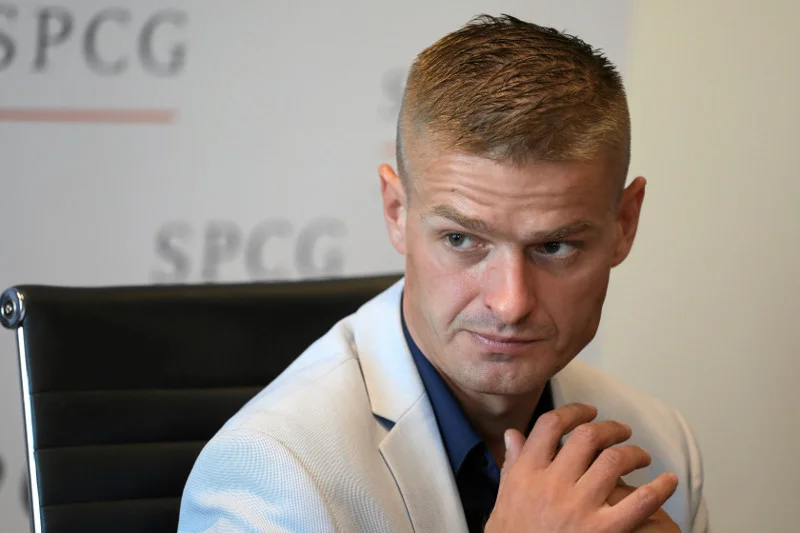 Tomasz Komenda chce otworzyć myjnię.