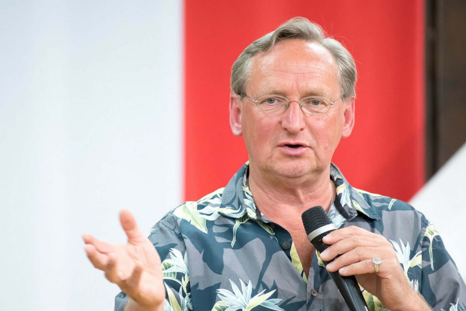 "Audycja podzwrotnikowa" Wojciecha Cejrowskiego zniknęła z Trójki.