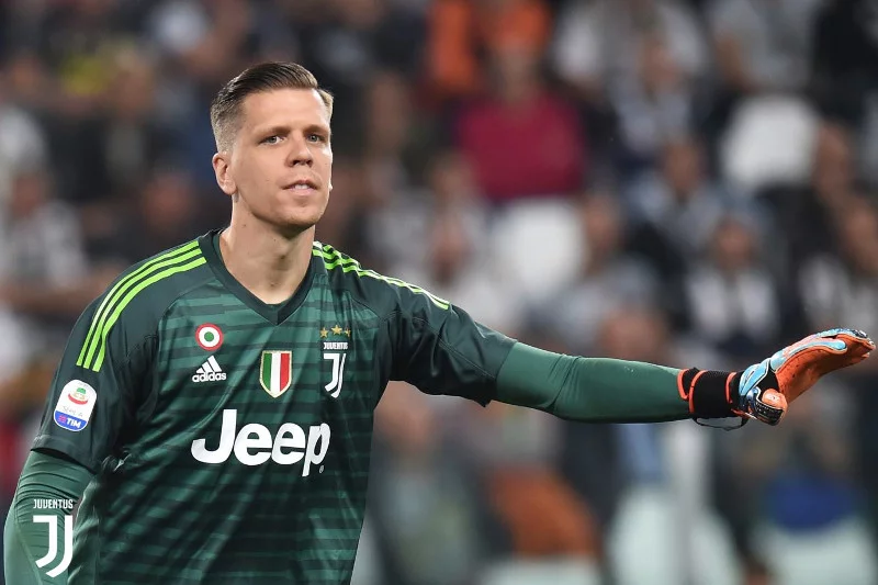 Włoska gazeta "Tuttusport" sugeruje, że doskonała forma Wojciecha Szczęsnego wiąże się z przyjściem Cristiano Ronaldo do Juventusu.