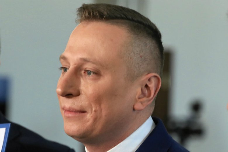 Krzysztof Brejza pokazał na Twitterze swoją kartę do głosowania. W głosowaniu na marszałka Senatu poparł prof. Tomasza Grodzkiego – również z KO.