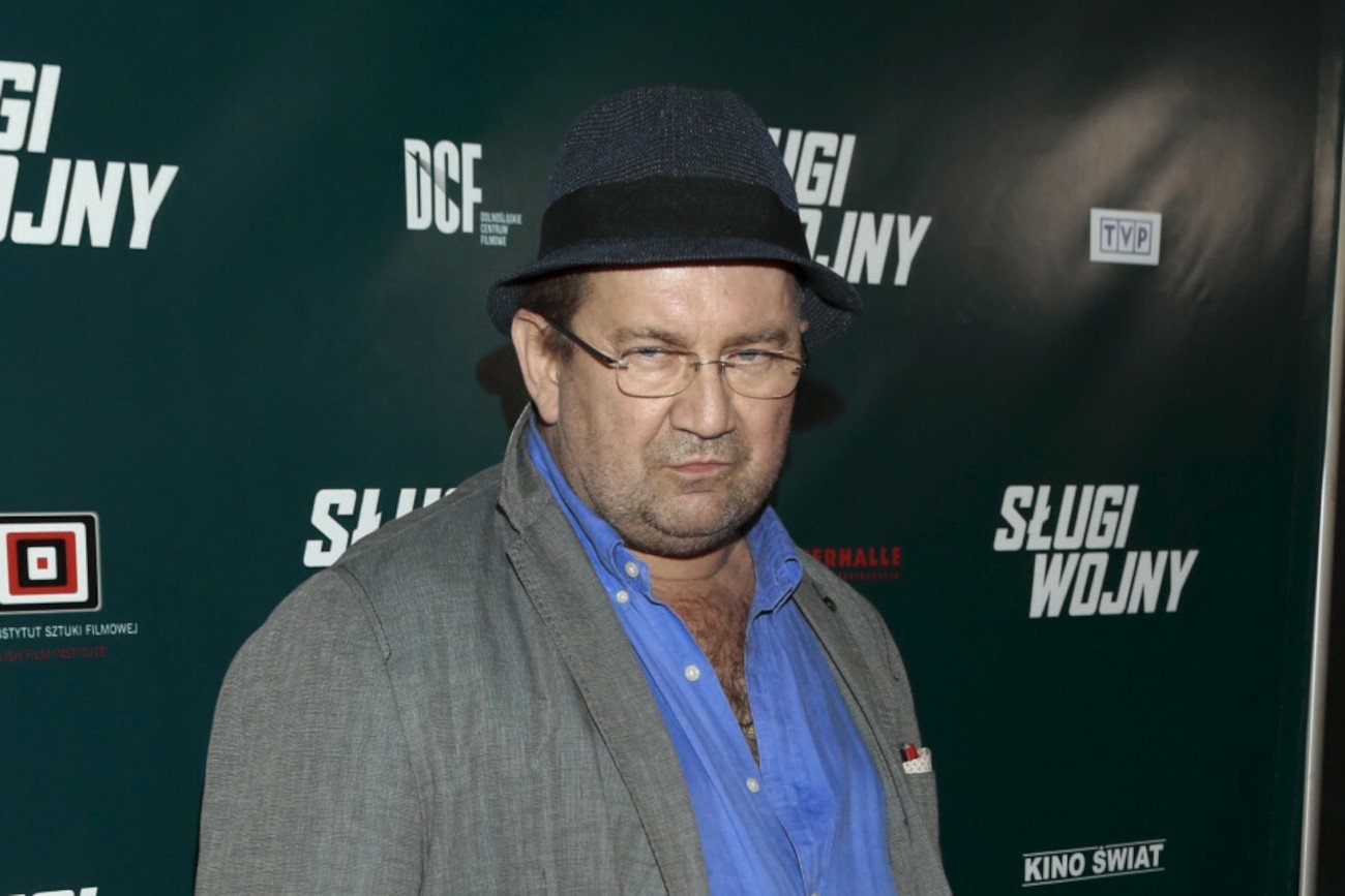 "SE" donosi o "nieślubnym synu" Pawła Królikowskiego.