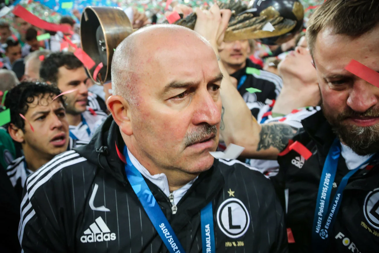 Stanisław Czerczesow w Polsce jeszcze do niedawna był trenerem bardzo lubianym i szanowanym. Jak jest teraz?
