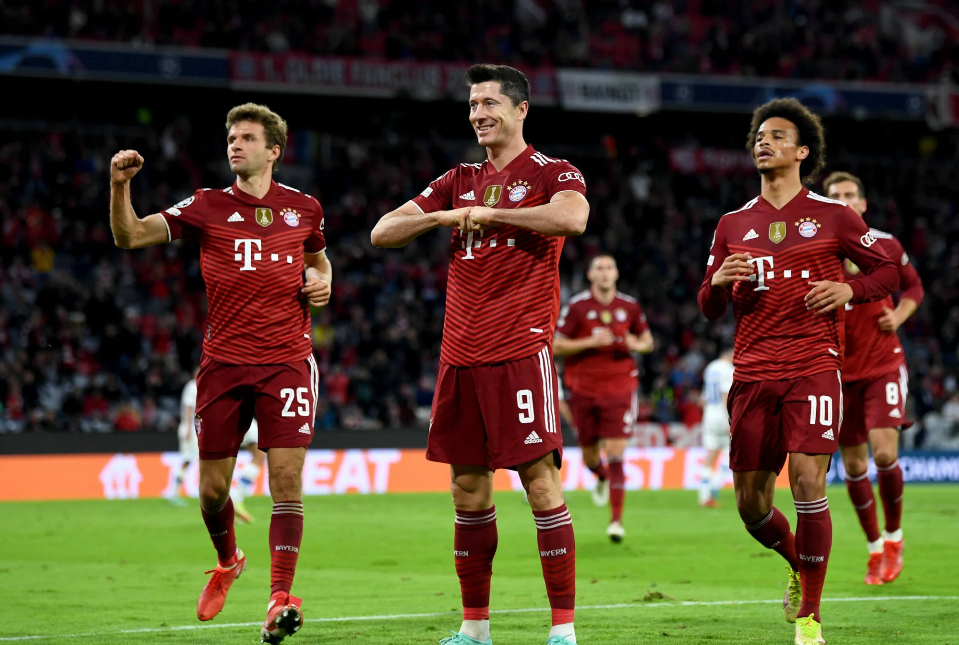Robert Lewandowski zapoluje na gole i zapewne znów poprawi swój dorobek w LM