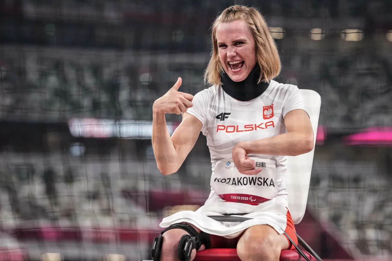 Róża Kozakowska w środę sięgnęła po kolejny medal na paraigrzyskach w Tokio. Tym razem było to srebro.