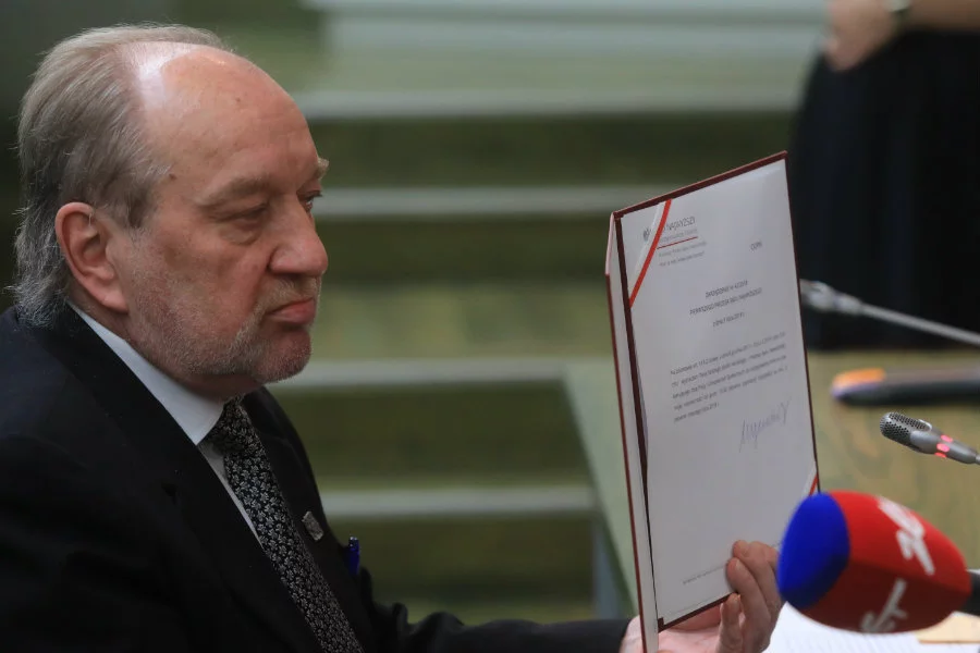 Józef Iwulski miał skazywać opozycjonistów w czasach PRL.