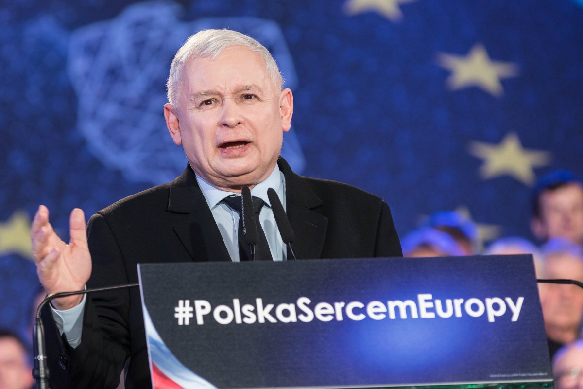 Jarosław Kaczyński miał odwołać wystąpienie Mateusza Morawieckiego na konwencji PiS we Wrocławiu. Jednak "Do Rzeczy" zaprzecza tym doniesieniom.