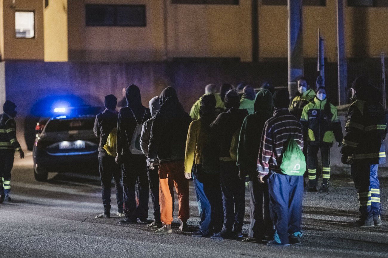 KE proponuje zmiany ws. deportacji poza granice Unii. "Zaostrzenie zasad dla migrantów" Nowe prawo deportacji UE. "Zaostrzenie zasad dla migrantów"