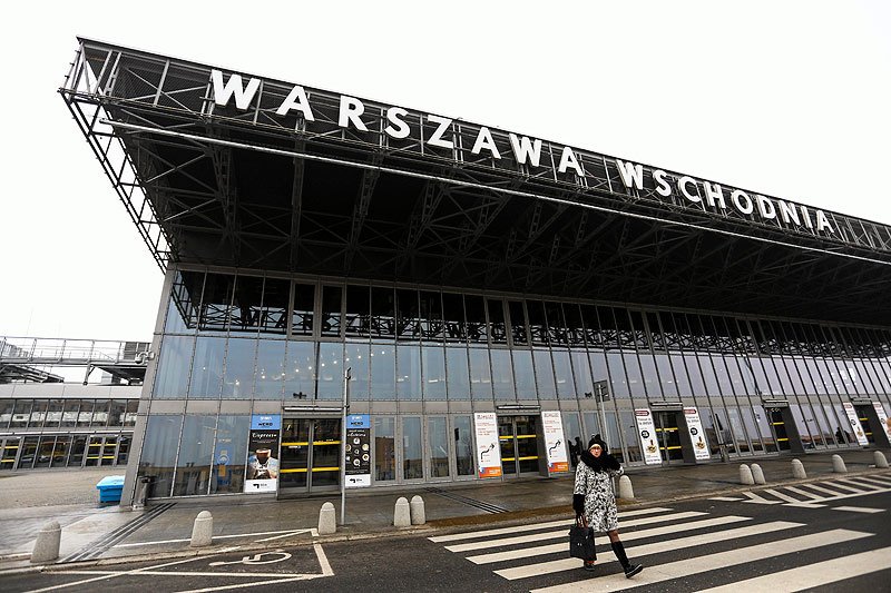 Dworzec Warszawa Wschodnia został gruntownie wyremontowany za 60 mln zł zaledwie kilka lat temu.