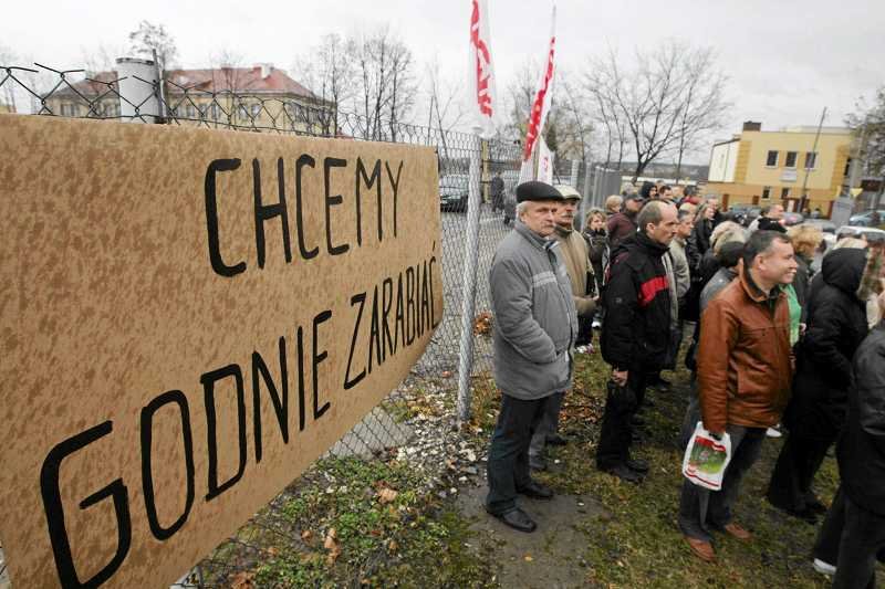 "Negatywni bohaterowie neoliberalnej bajki"