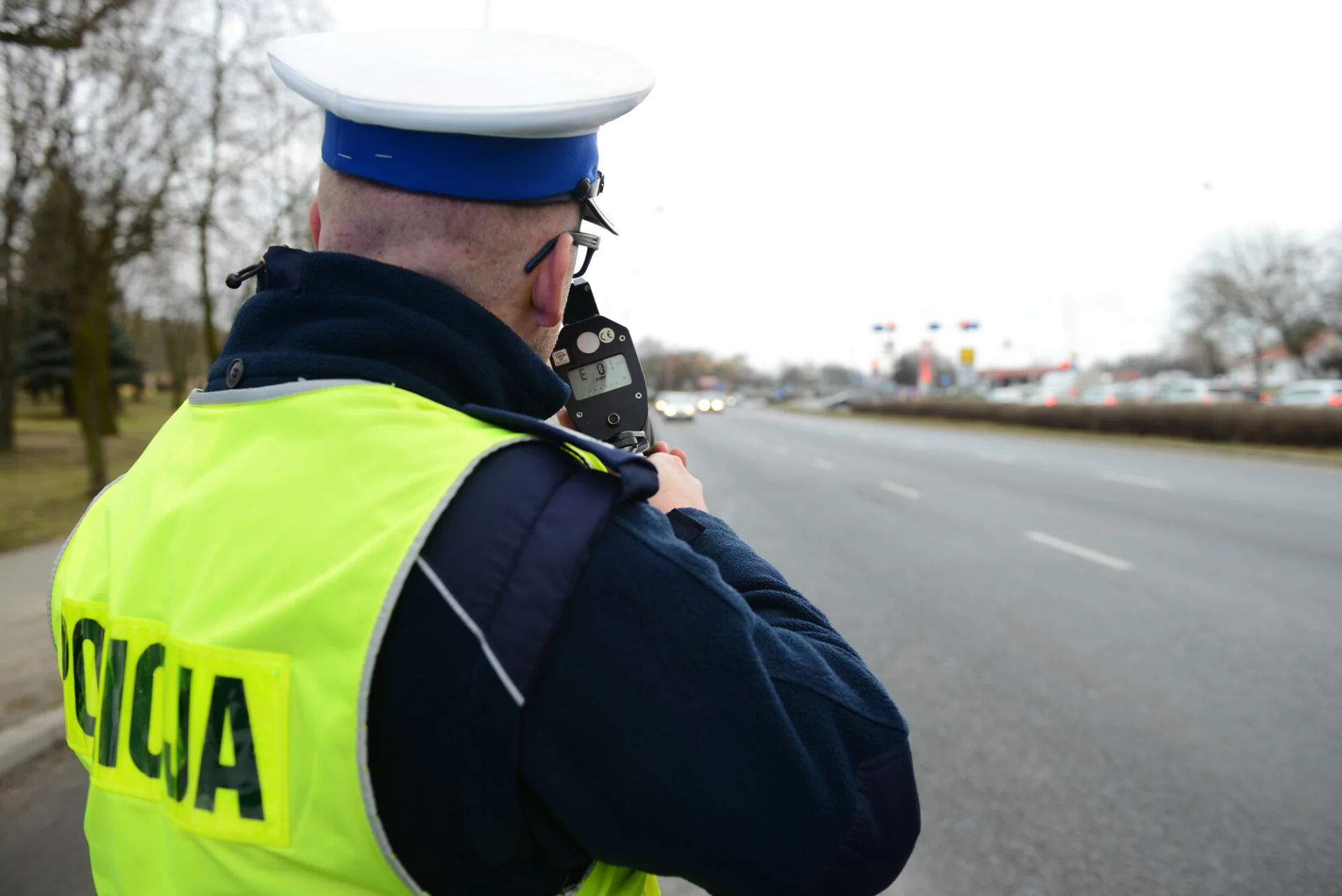 Kontrola drogowa za znakiem D-42.
