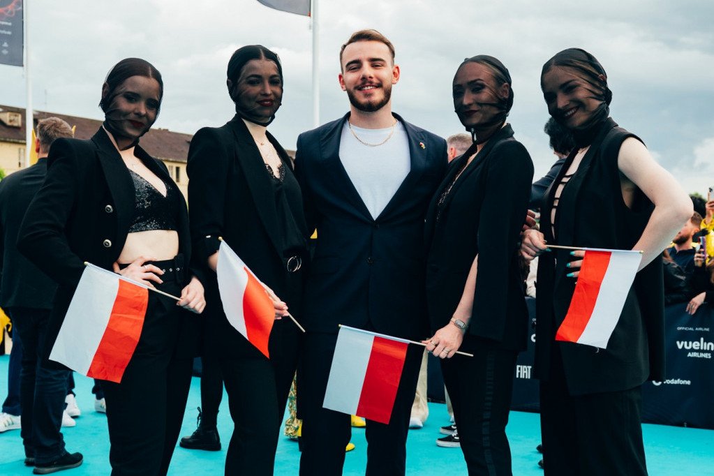 Krystian Ochman awansował do finału Eurowizji 2022 i po raz pierwszy od lat nie musimy się wstydzić.