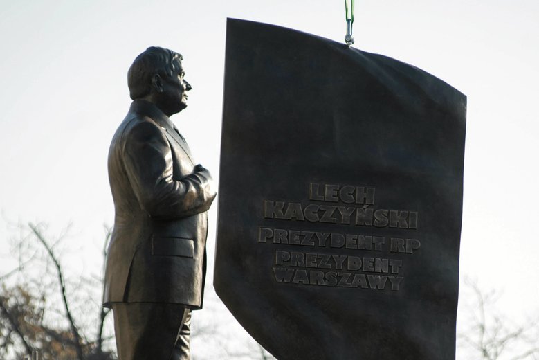 Odsłonięcie pomnika Lecha Kaczyńskiego było okazją do pochwał pod adresem zmarłego prezydenta