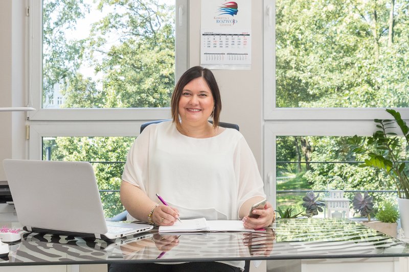 Dorota Wollenszleger-Gałuszka pomaga kobietom, ponieważ sama wie, jak trudno jest przejść przez rozwód
