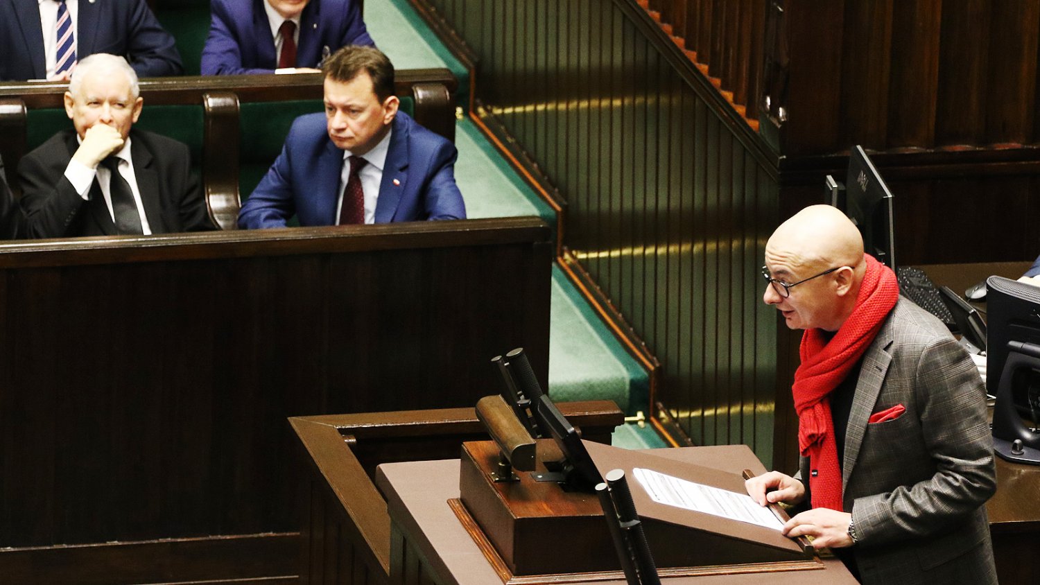 Dlaczego PiS nie usuwa Adama Glapińskiego po aferze wokół zarobków w NBP? W rozmowie z naTemat na powody wskazuje Michał Kamiński.