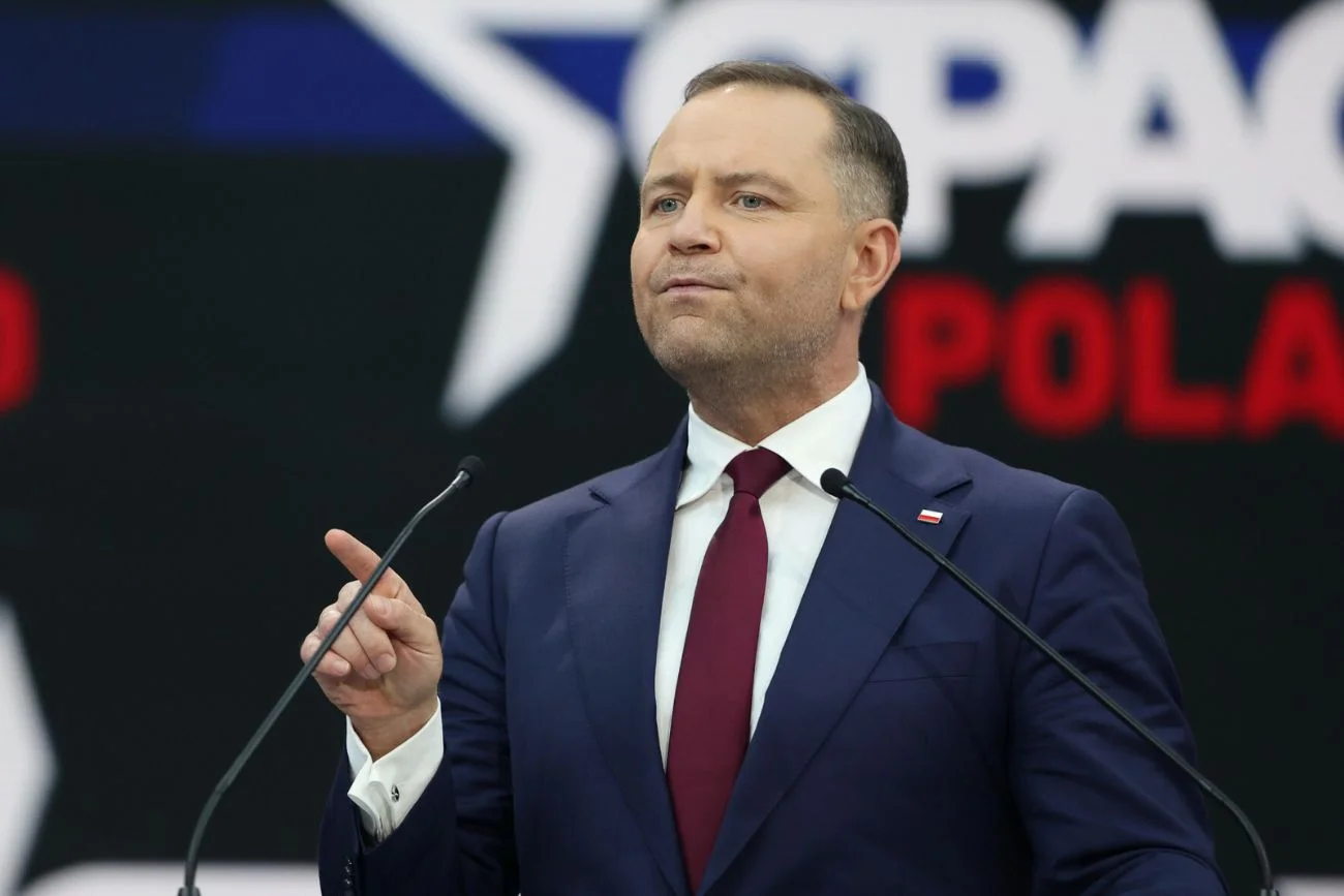 MSWiA odpowiada byłemu szefowi ABW. Chodzi o mieszkanie Nawrockiego. Poświadczenie bezpieczeństwa Karola Nawrockiego. Podano nowe informacje.