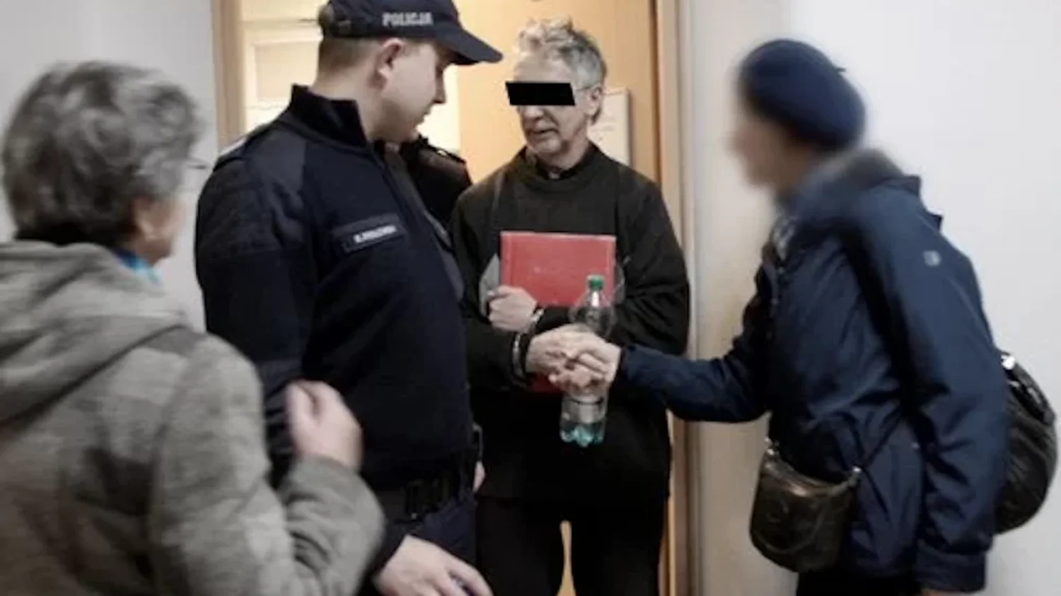 Sąd Okręgowy w Jeleniej Górze skazał księdza Piotra M. na karę czterech lat bezwzględnego więzienia.
