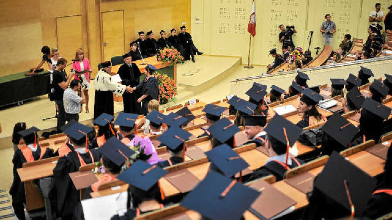 Studenci chcą podpisywać kontrakt z uczelnią. "Gwarancja programu kształcenia na papierze".