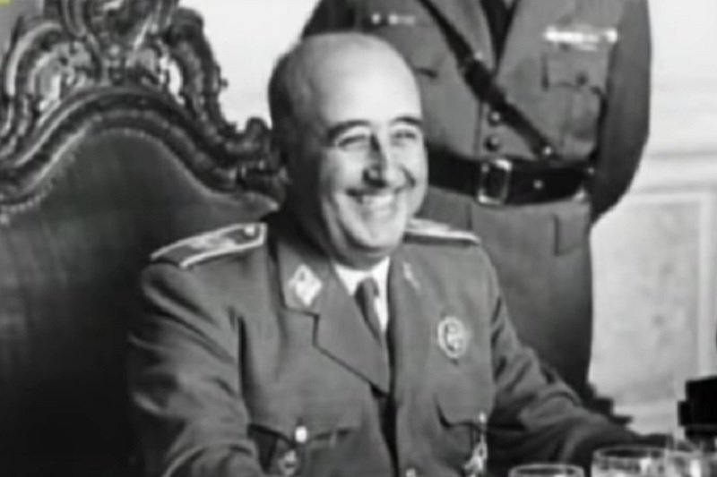 W Hiszpanii odbyła się ekshumacja szczątków gen. Francisco Franco.