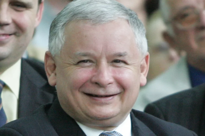 PiS na czele sondażu IBRIS. W Sejmie znalazłoby się w sumie 6 partii.