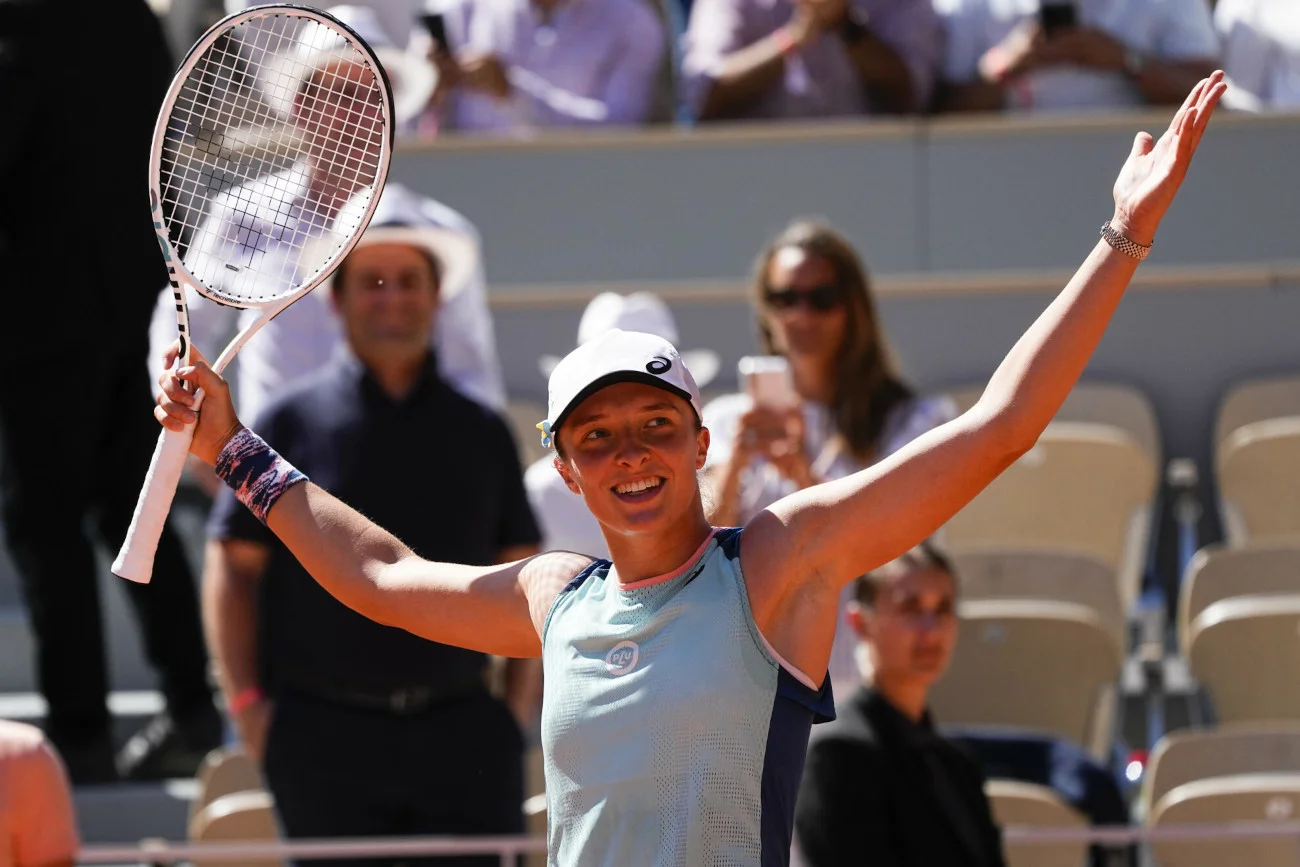 Iga Świątek - czyli niekwestionowana bohaterka 2022 roku. Na szczycie zarówno w rankingu WTA, jak i list popularności.