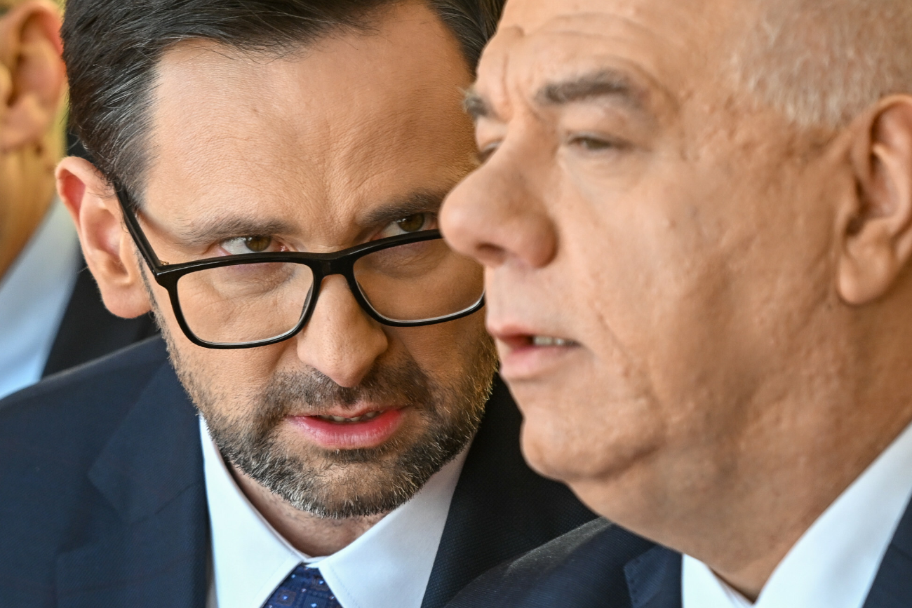 Biernacki: Kaczyński w rozmowach z Obajtkiem podejmował decyzje w sprawie sprzedaży Lotosu