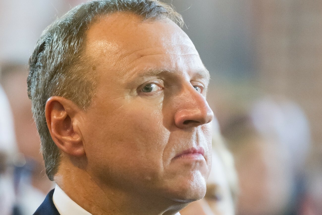 Jacek Kurski uczestniczył w mszy z okazji rocznicy śmierci swojej matki.