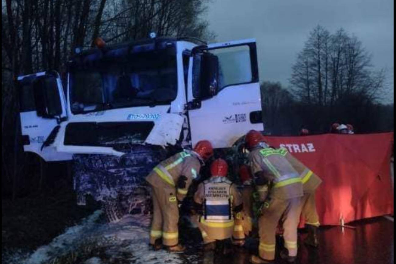 Stara Słupia wypadek BMW. Makabryczny widok ujrzeli świadkowie