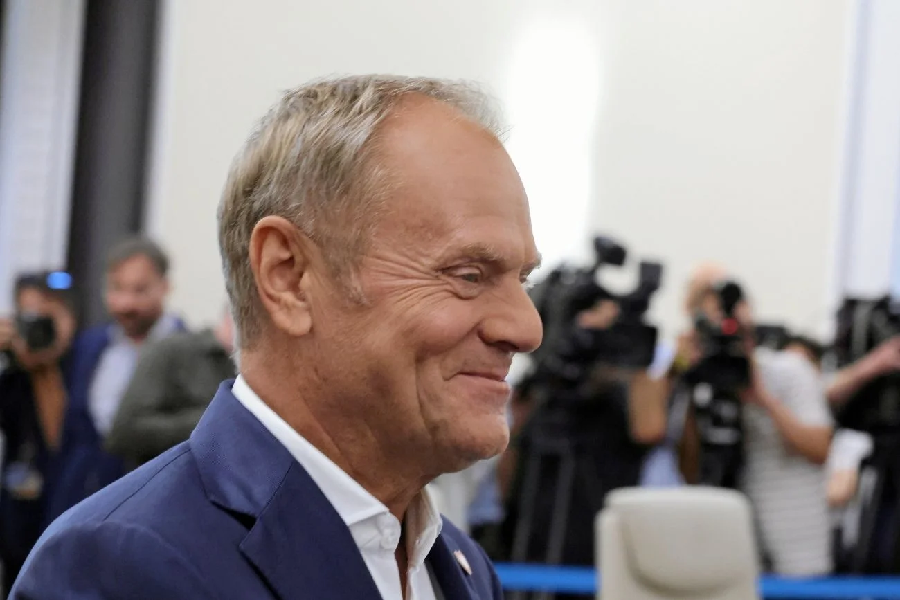 Tusk poleca posłom PiS bajkę "Było sobie życie". Tusk poleca posłom PiS bajkę "Było sobie życie".