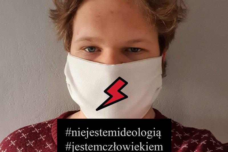 "Panie pośle. Jestem człowiekiem i się tego nie wstydze, ale Pan już powinien. Wstyd. I ci ludzie mają nami rządzić?!" – napisał pod adresem posła Żalka Franek Broda.