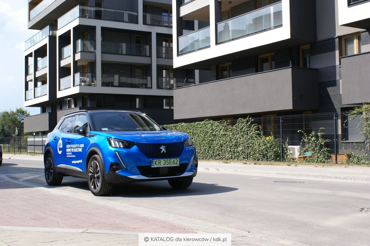 Peugeota e-2008 136 KM GT