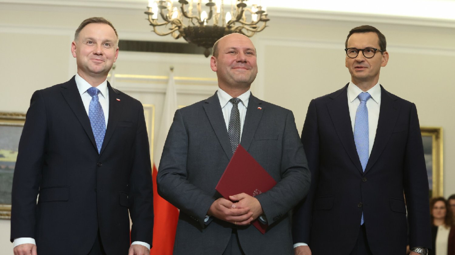 Morawiecki traci kolejnego człowieka. Kim jest Szymon Szynkowski vel Sęk?