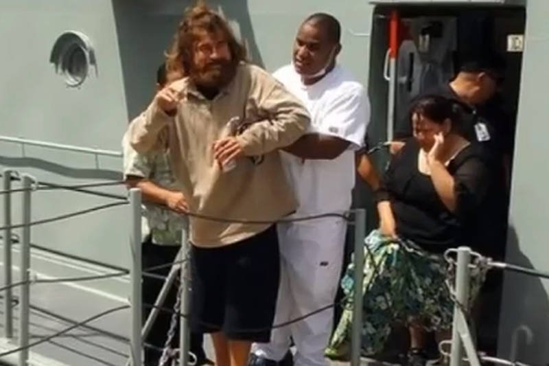 Rozbitek twierdzi, że pił deszczówkę i żółwią krew, a zwierzęta łapał gołymi rękoma