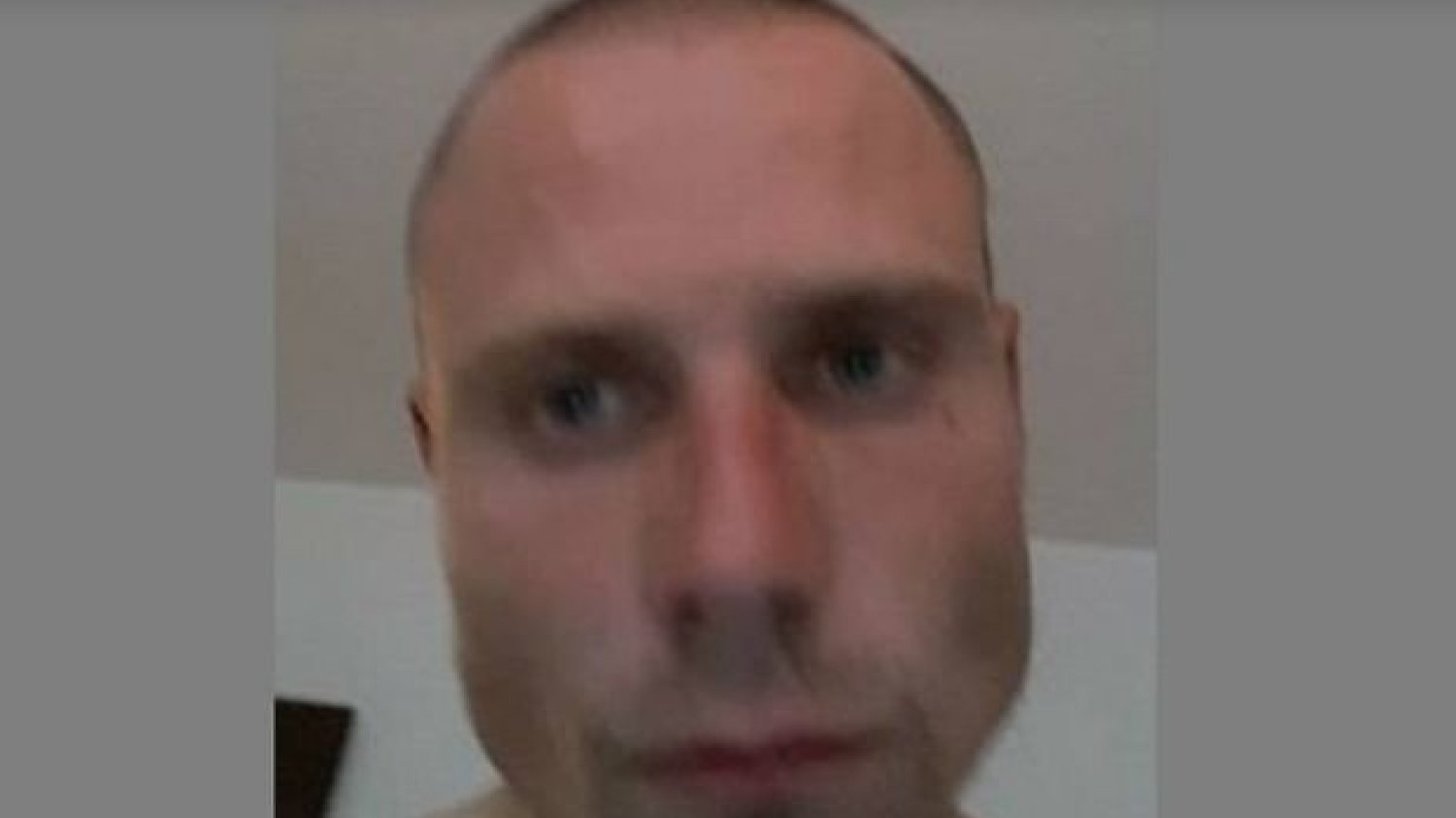 Złodziej tabletu na policję zgłosił się sam. W zupełnie innej sprawie.