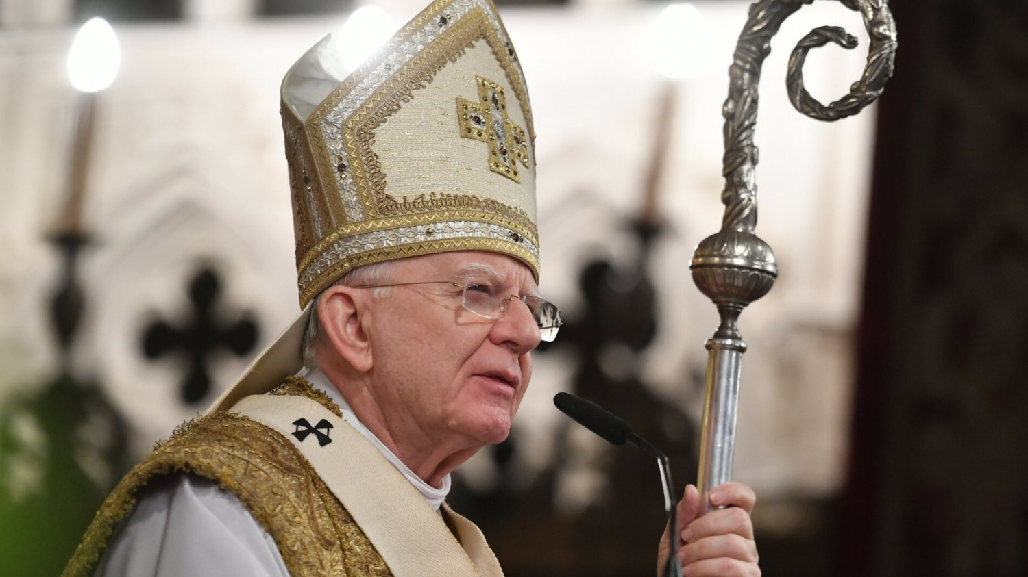 Abp Jędraszewski nawołuje do wypełniania "obowiązku małżeńskiego".