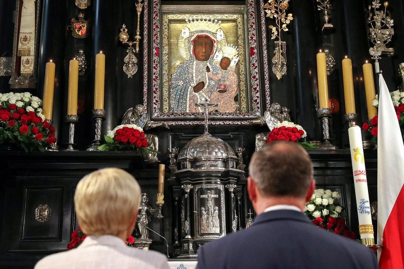 Prezydent Duda razem z żoną na Jasnej Górze