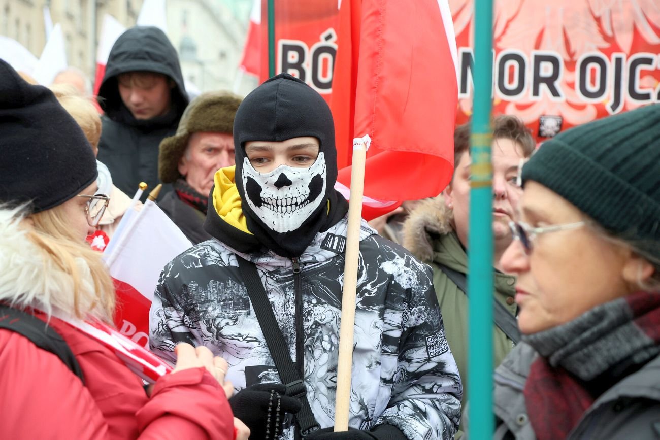 Jeszcze przed Marszem Niepodległości policja zatrzymała 36 osób. Większość za narkotyki, reszta ukrywała się (do tej pory) przed wymiarem sprawiedliwości
