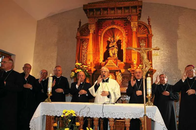 Biskupi Konferencji Episkopatu Polski nawołują Polaków do szanowania wartości rodzinnych