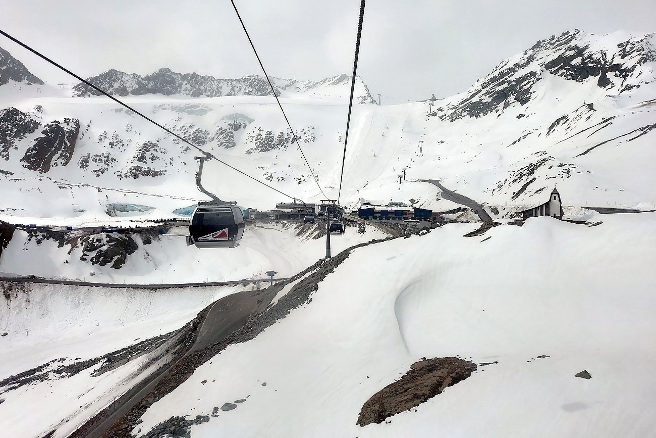 Ośrodek Sölden w Austrii to jedna z dobrych opcji na narty w majówkę. Ośrodek narciarski Sölden w Austrii
