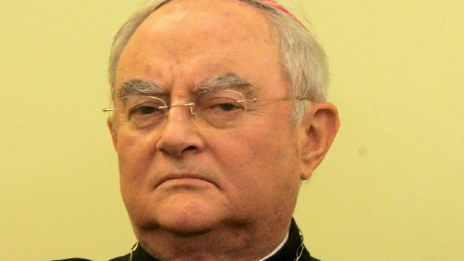 Abp Henryk Hoser poinformował, że kościół w Jasienicy zostanie ponownie otwarty, gdy miejscowi parafianie się pojednają