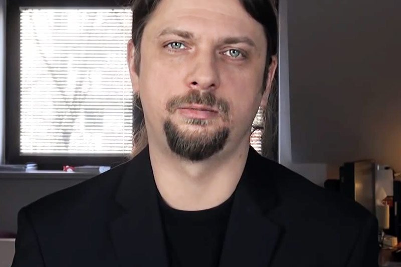 Prawicowy publicysta Krzysztof Feusette atakuje Jarosława Kuźniara za ostatni wywiad gwiazdora TVN24.