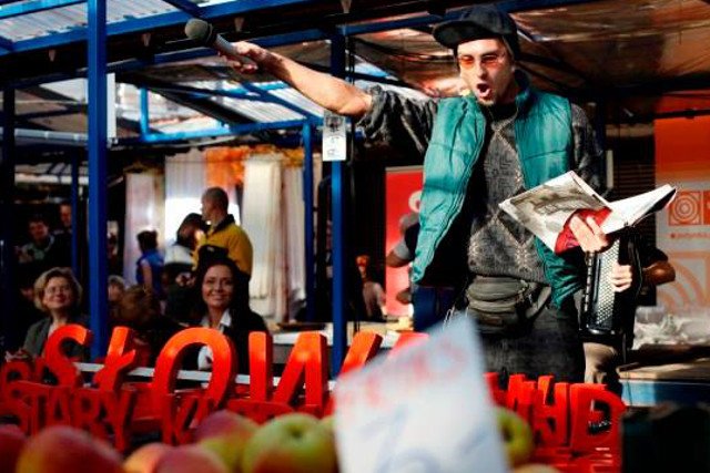 L.U.C w trakcie dyktowania.