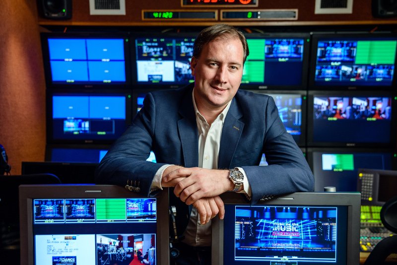 Konsumujesz telewizyjną rozrywkę? To własnie on układa sporą część twojego menu