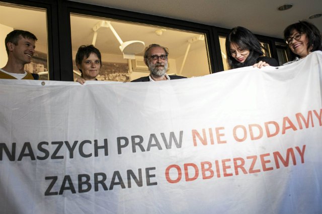 Czwórka Obywateli RP została oskarżona o wtargnięcie na teren  Sejmu.